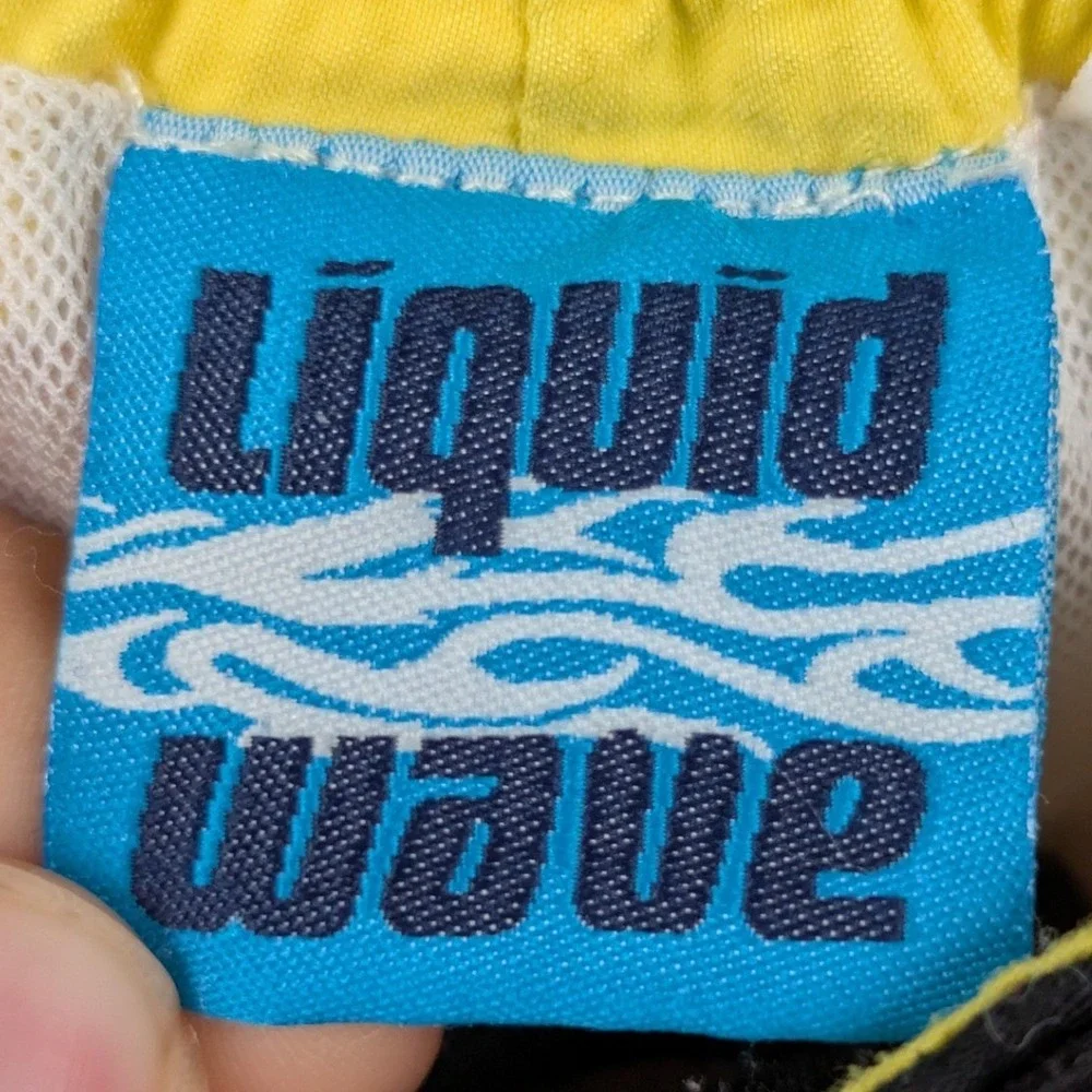 Liquid Wave tagged 16